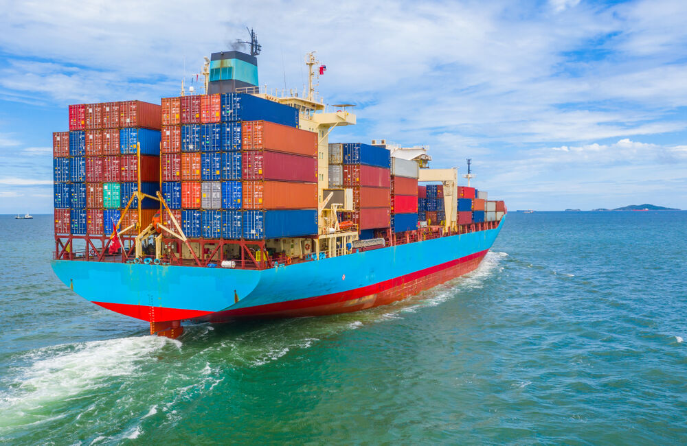 Navigating the Global Marine Insurance Market: Growth and Forecast