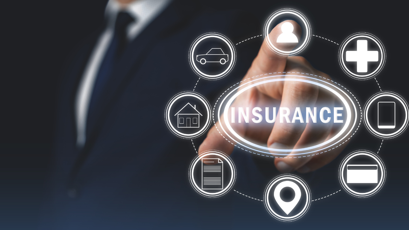 Insurance Market Dynamics: A Comparative Analysis of Traditional and Insurtech Models